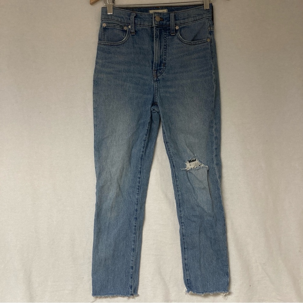 Madewell Women’s Blue Ankle Cropped Jeans  Distressed Details Sz 25